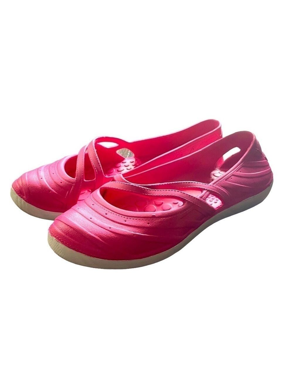 2/$10 Avon Lightweight Pink Flat Shoes Size 8 NWOT